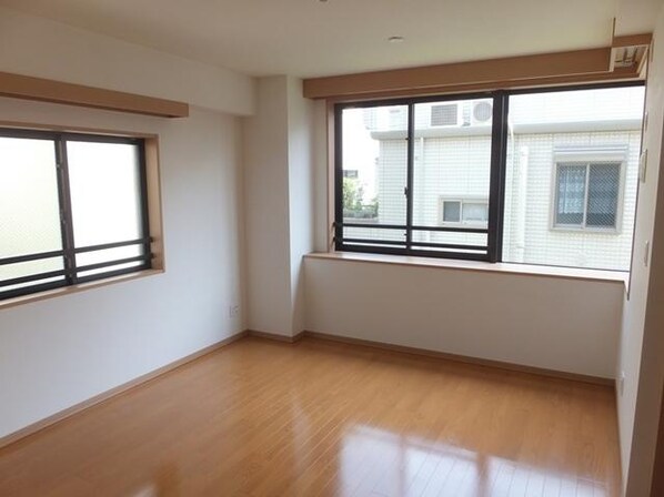 エーデルブルクの物件内観写真